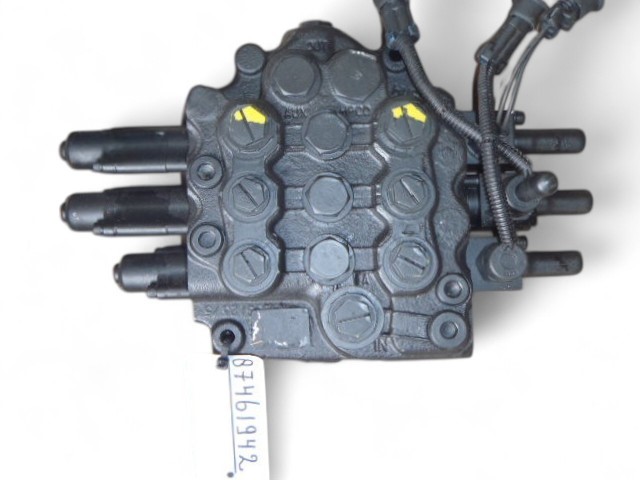 New Holland – 87461942