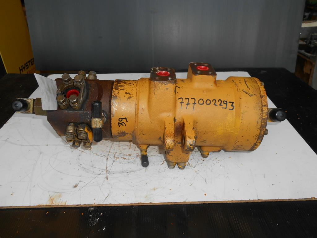 Komatsu –  PC160-6K
