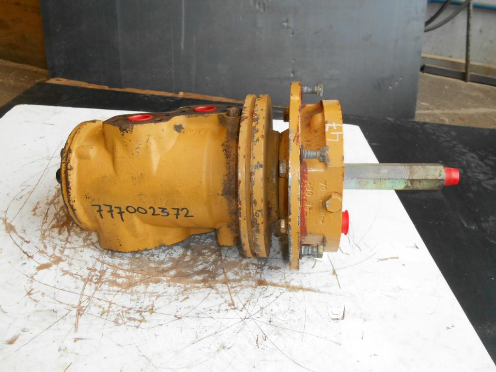 Caterpillar –  320