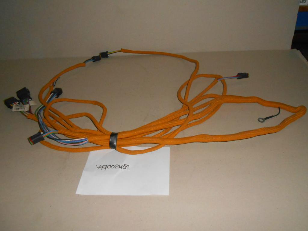 Caterpillar –  1699635