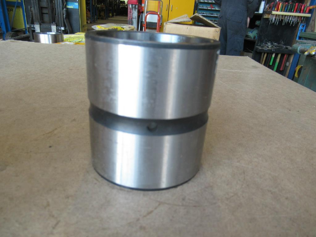 Caterpillar –  1V9148