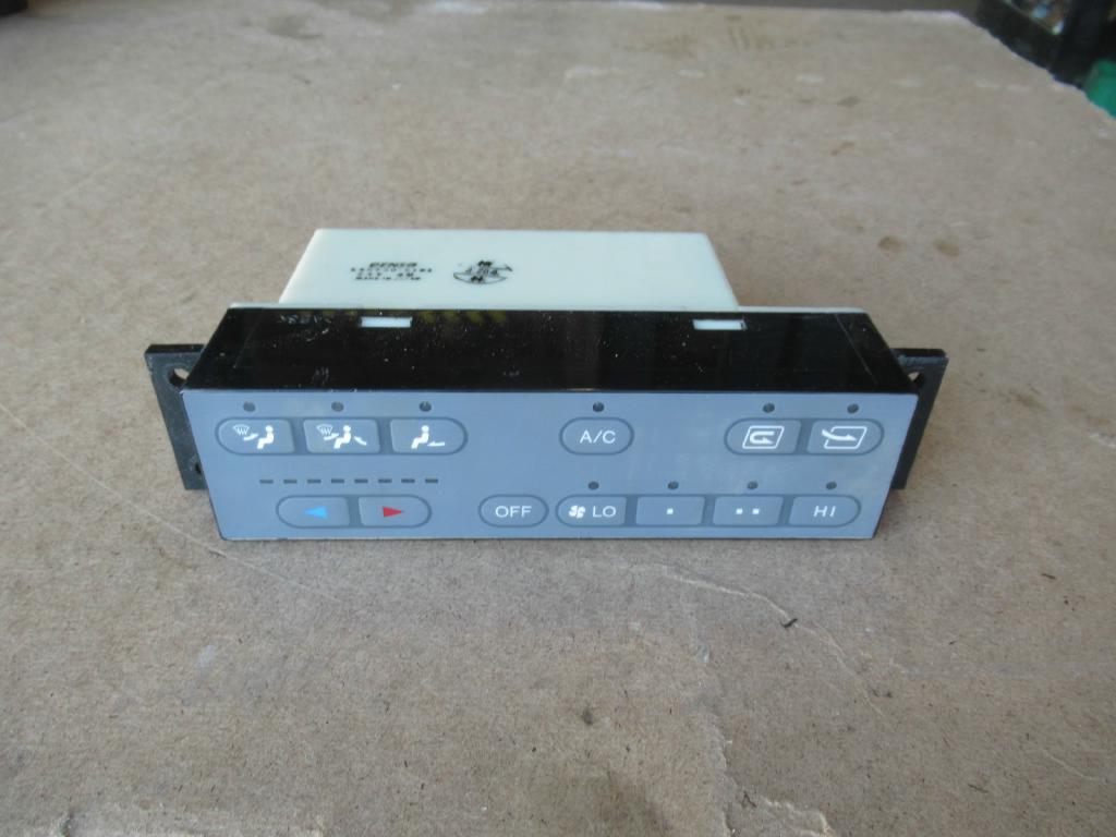 Denso –  1464305193