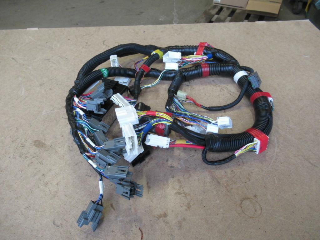 Case – KHR28900