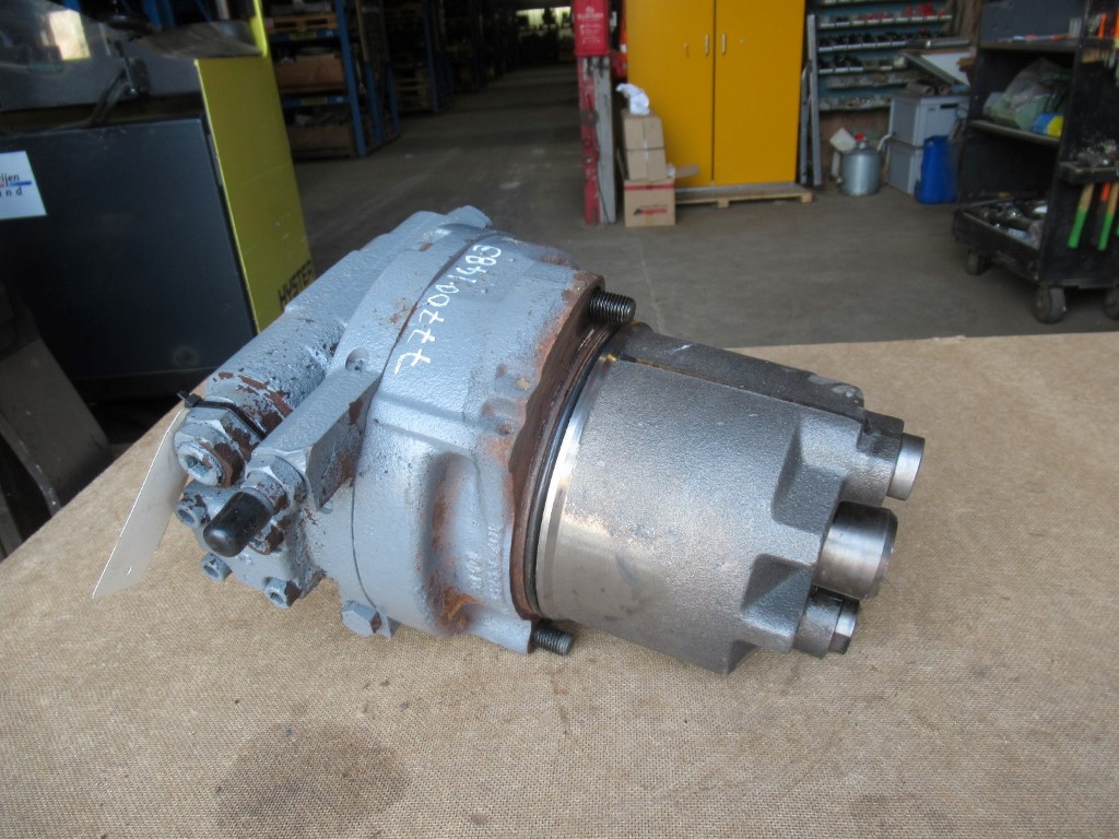 Caterpillar –  329D