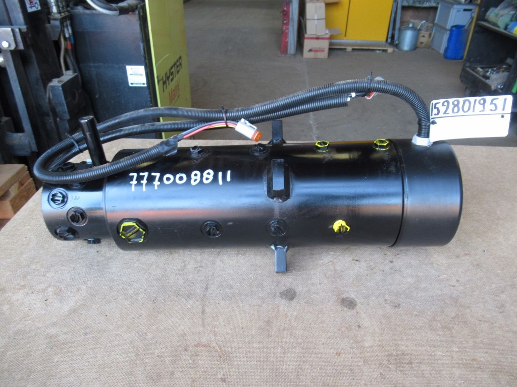 Hitachi – 152801951