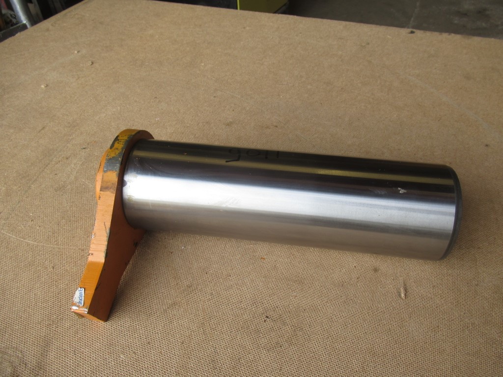 Unknown – 90×285