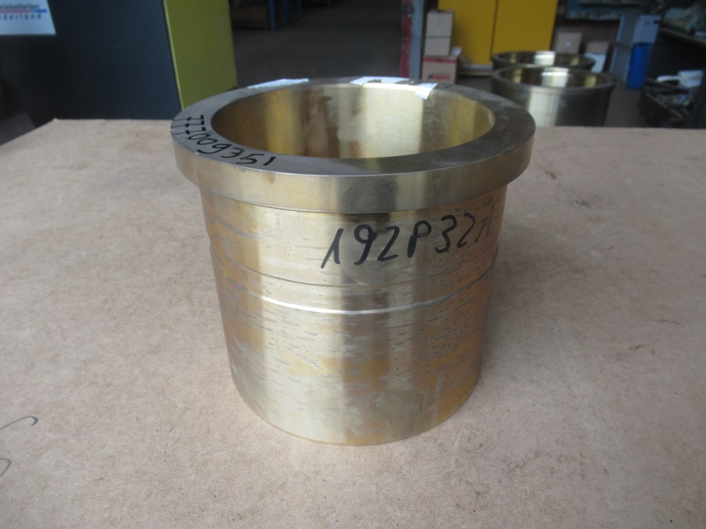Caterpillar – 1928321