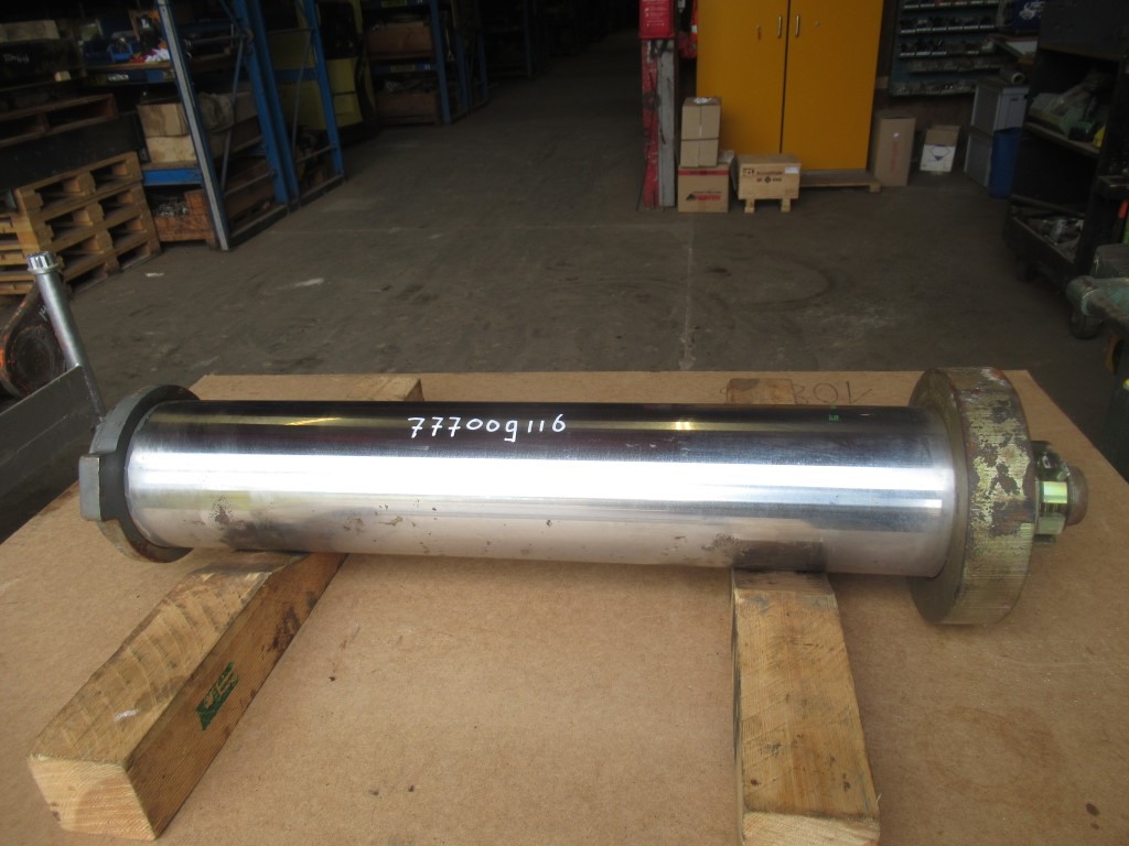 Liebherr – 140×715