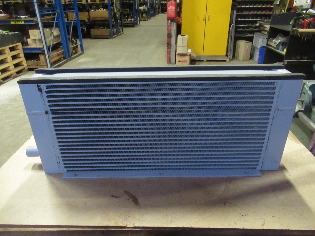 New Holland – 6904523