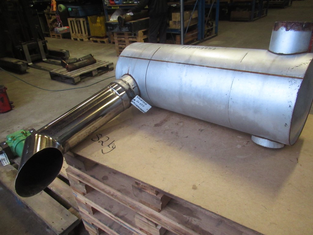 Hitachi – ZX650LCH