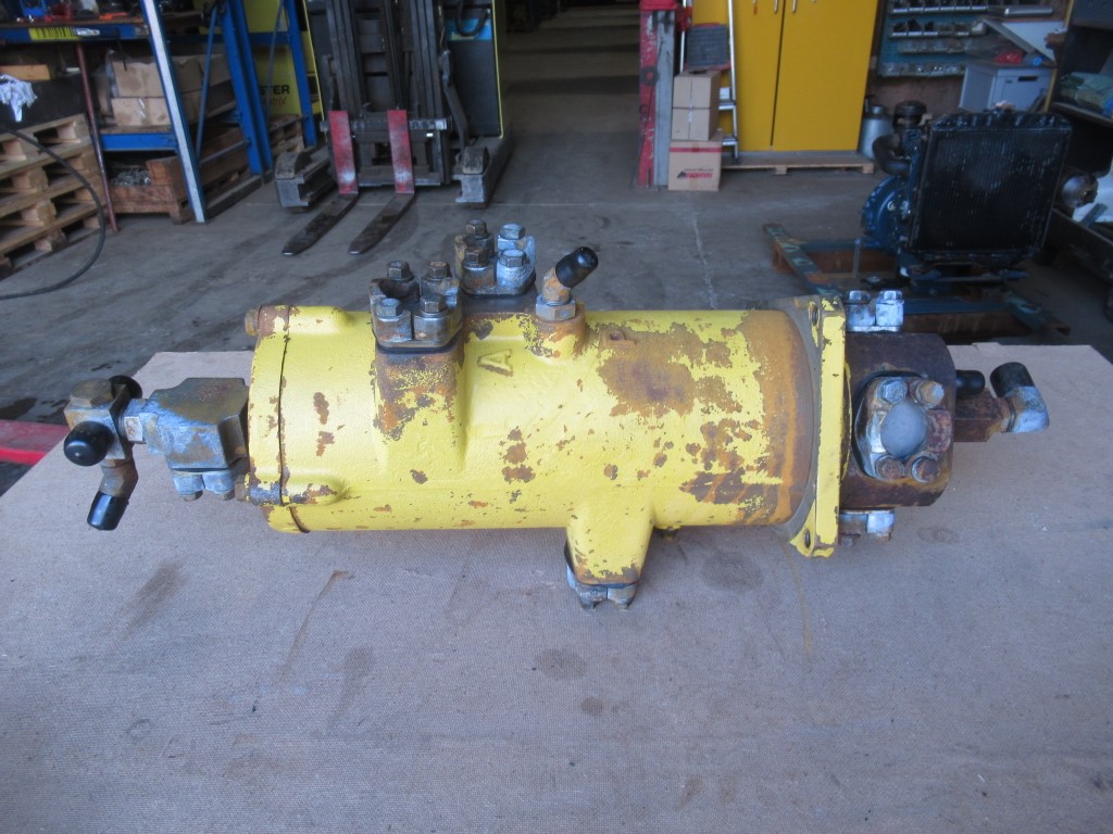 Komatsu – PC800LC-8