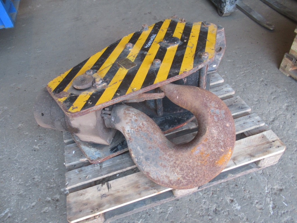 Hitachi – 9035573