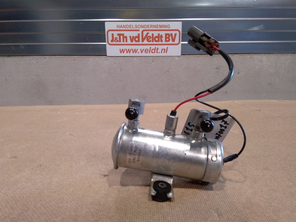 U-shin – B6952