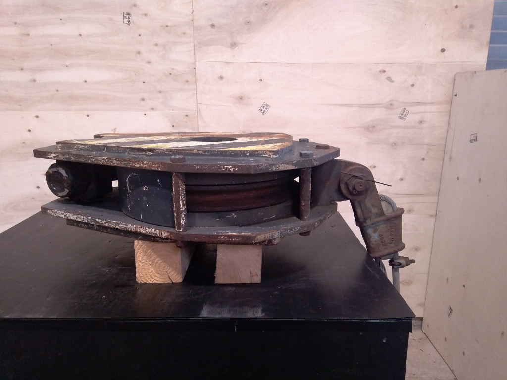 American – R3434