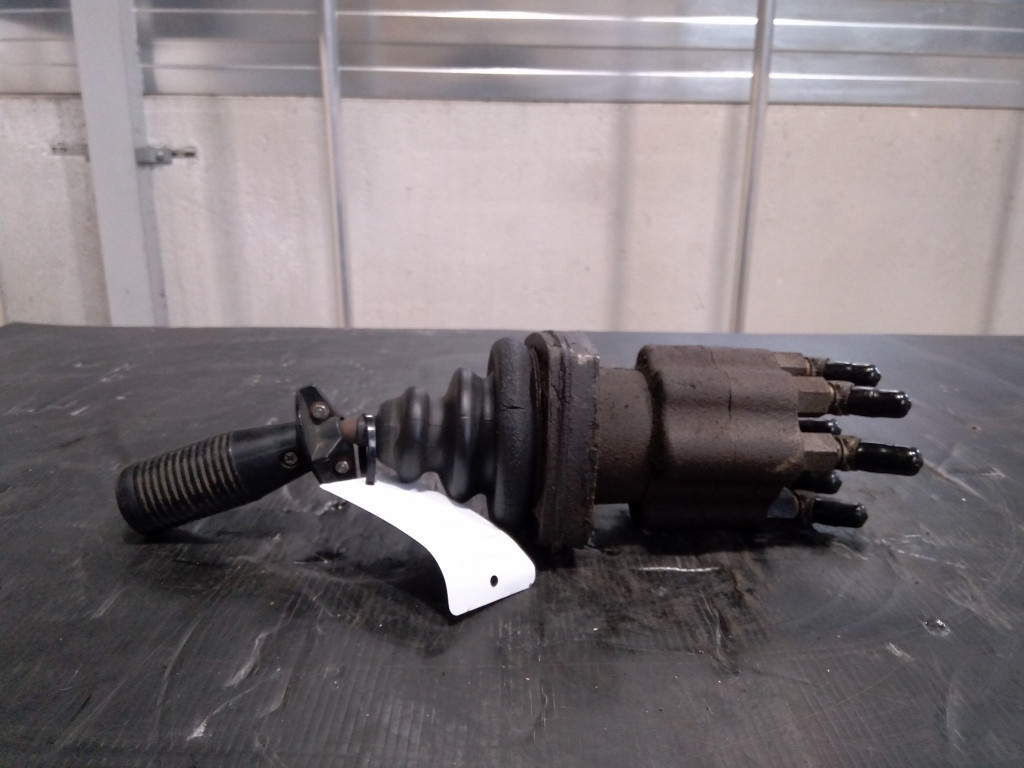 Hitachi – KH150-3