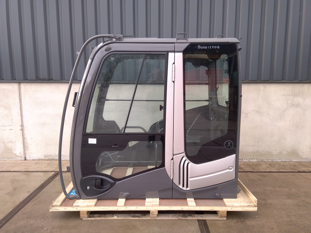 Hitachi – ZX-3