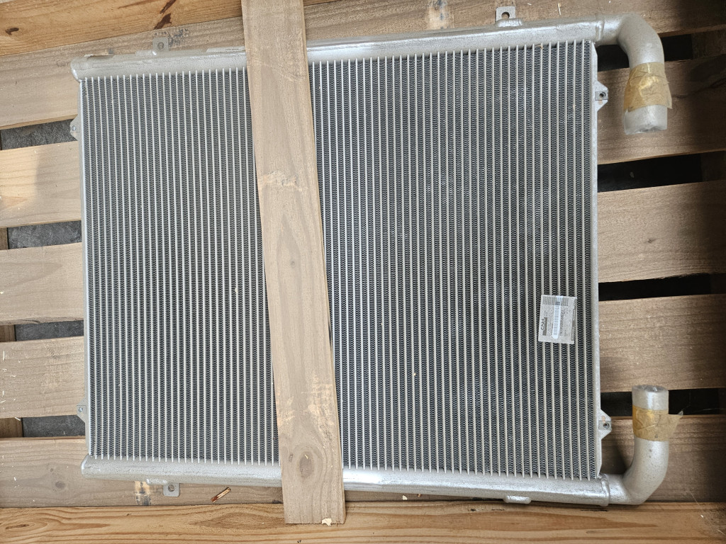 Case – YN05P00035S002