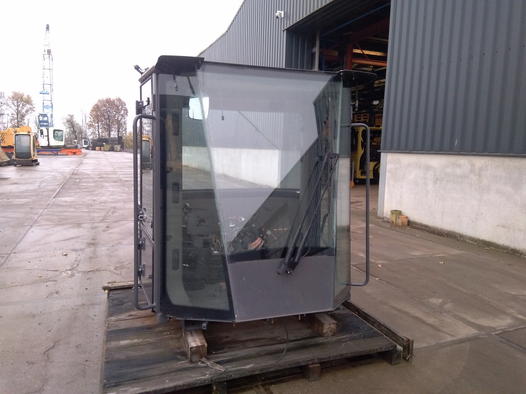 Case – 84483623