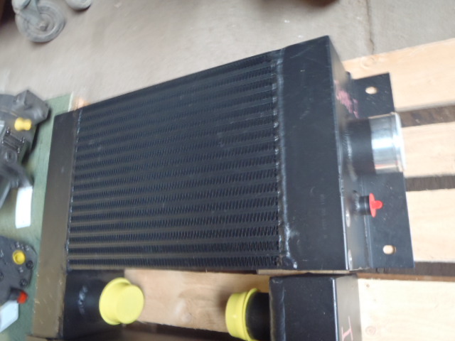 New Holland – 6914286