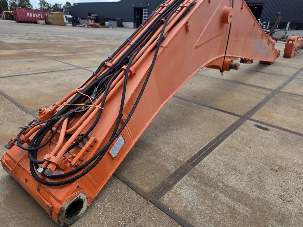 Hitachi – 7051646